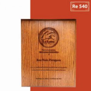 RECONOCIMIENTO BASE MDF GRABADA EN LASER COLOR CHERRY, NEGRA O MAPLE